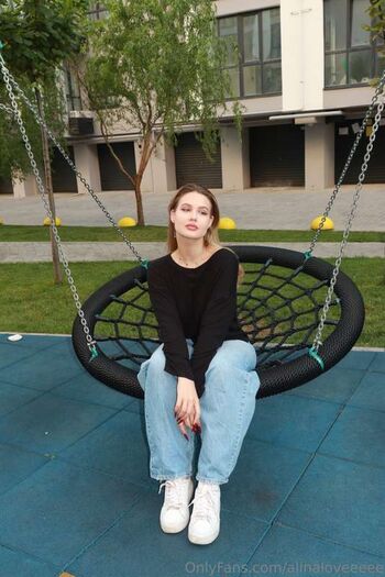 Alina Love