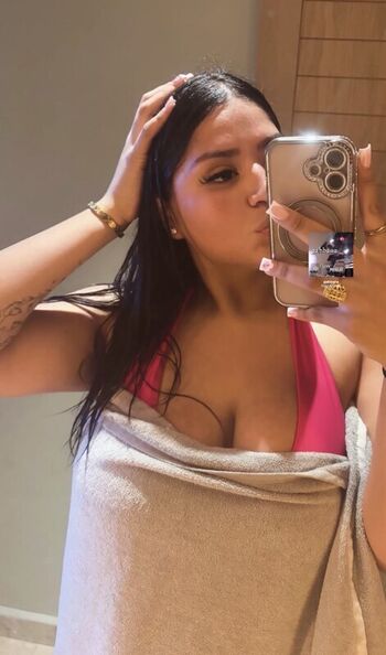 anne.hendrixx