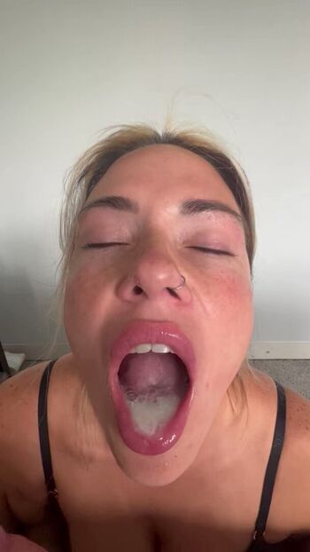 Full leaked Ashleysoftiktok private onlyfans photo