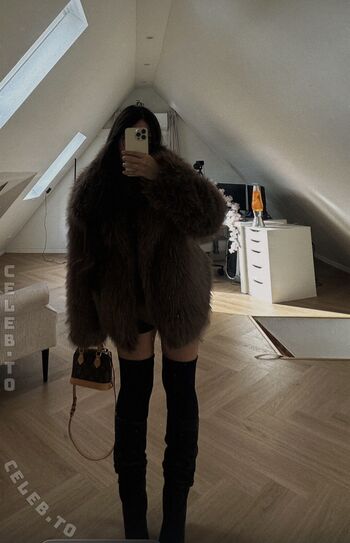 Full leaked Asleyia page private onlyfans photo