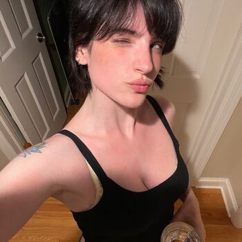 Full leaked Claireyael private onlyfans photo