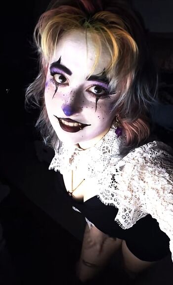 Full leaked Clown girls private onlyfans photo