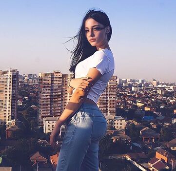 Dasha Taran