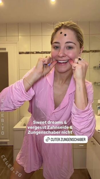 Full leaked Diana zur lwen private onlyfans photo