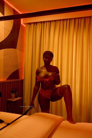 Full leaked Ebonymakena private onlyfans photo