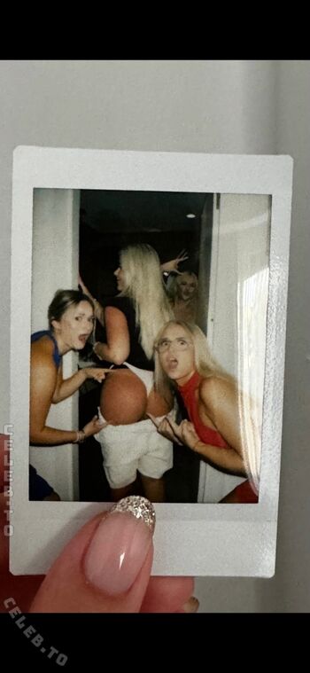Full leaked Eliza zloidoctor private onlyfans photo