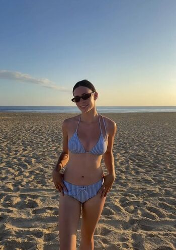 Full leaked Elizabetheatsnyc private onlyfans photo