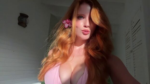 Full leaked Emily deyt aysage private onlyfans photo