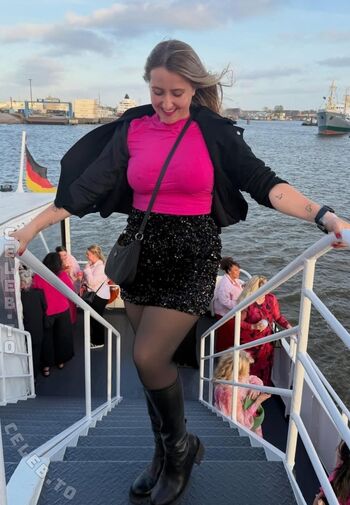 Full leaked Endlich zufrieden page private onlyfans photo