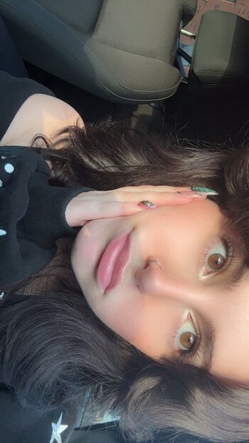 Full leaked Fluffylunaa private onlyfans photo