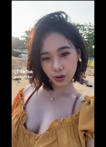 Full leaked Francess lhiana private onlyfans photo