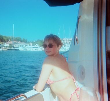 Full leaked Haley bennet private onlyfans photo