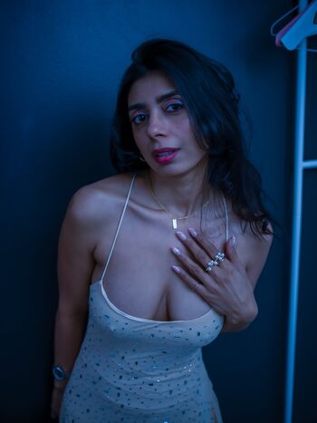 Full leaked Iamaqsapervaiz private onlyfans photo