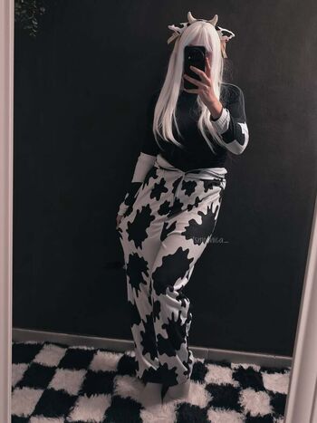 Full leaked Itsmoonica private onlyfans photo