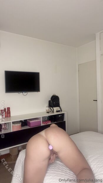 Full leaked Julia lang private onlyfans photo