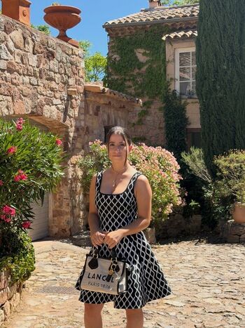 Full leaked Julieczr private onlyfans photo
