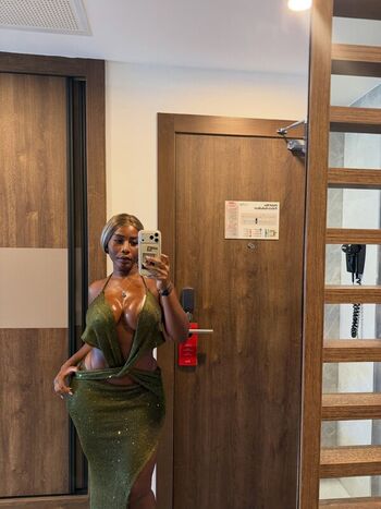 Full leaked Julybubbles page private onlyfans photo