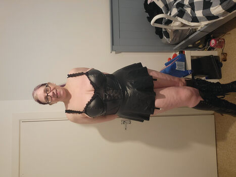 Full leaked Kasey hutton page private onlyfans photo