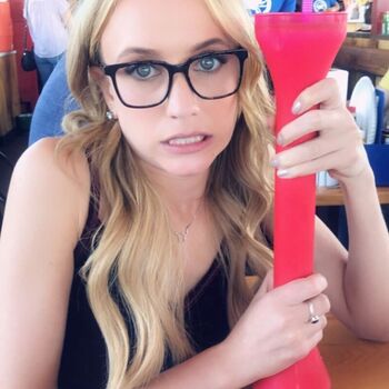 Full leaked Kat timpf page private onlyfans photo