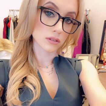 Full leaked Kat timpf page private onlyfans photo
