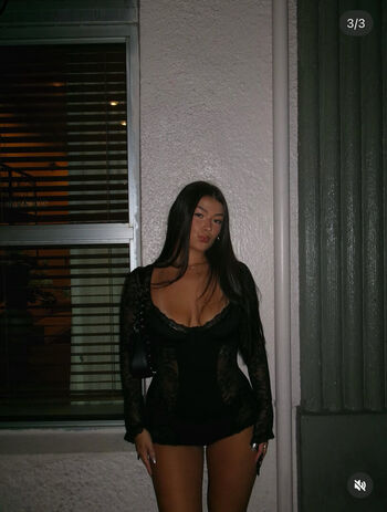 Full leaked Kaylamineo private onlyfans photo