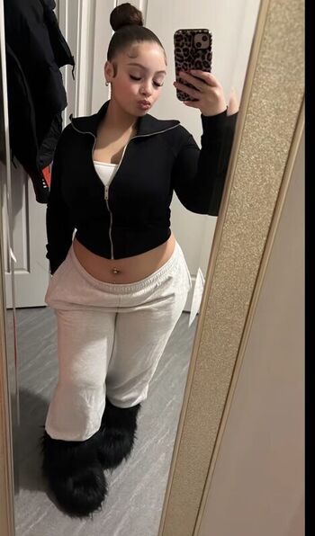Full leaked Kellyyxoxo private onlyfans photo