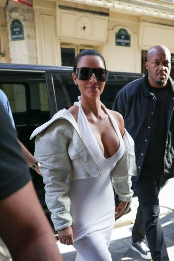 Full leaked Kim kardashian private onlyfans photo