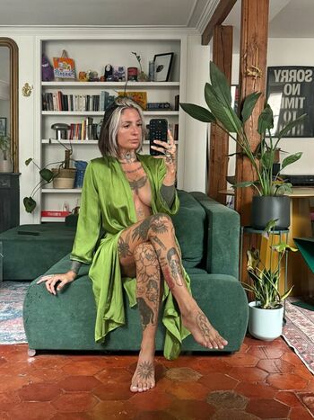 Full leaked Krokodeal private onlyfans photo