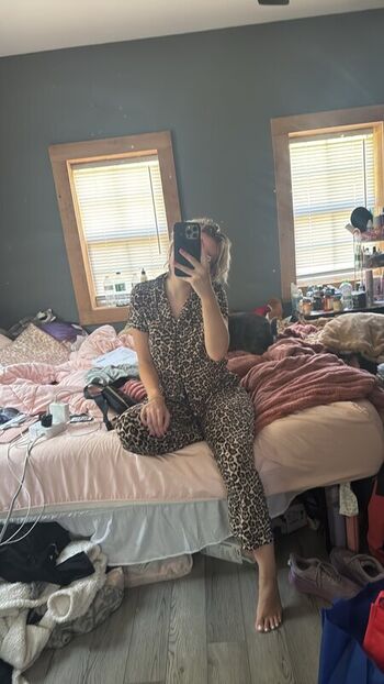 Full leaked Kyliestover private onlyfans photo