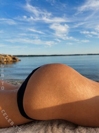 Full leaked Lenahnmn private onlyfans photo