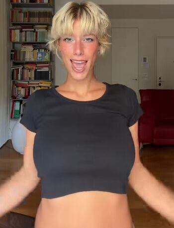 Full leaked Lucrezia fenino private onlyfans photo