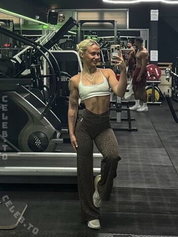 Full leaked Lucy fischer private onlyfans photo