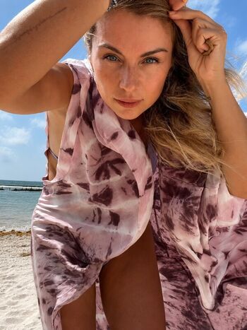 Full leaked Ludwika paleta private onlyfans photo