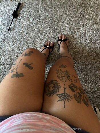 Full leaked Lunakaythegodess private onlyfans photo