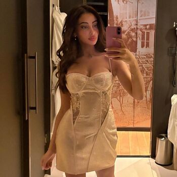Full leaked Maelatib private onlyfans photo