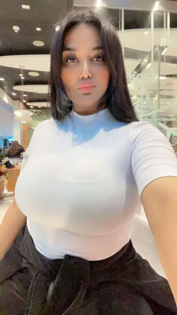 Full leaked Mathira m private onlyfans photo