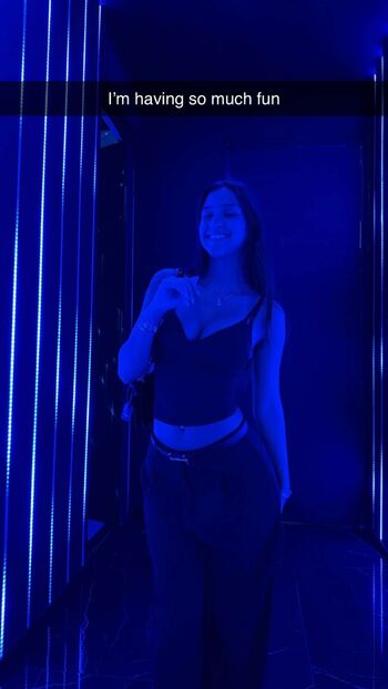 Full leaked Mikaela lafuente private onlyfans photo