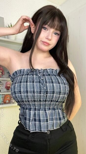 Full leaked Mina min private onlyfans photo