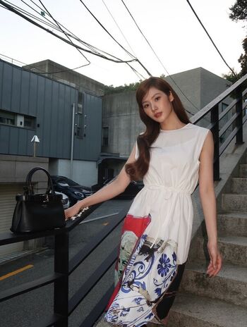 Full leaked Minatozaki sana private onlyfans photo