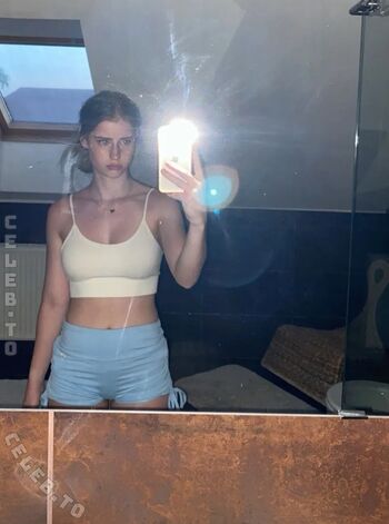 Full leaked Mira szalma private onlyfans photo