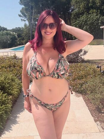 Full leaked Missdaintykatie private onlyfans photo