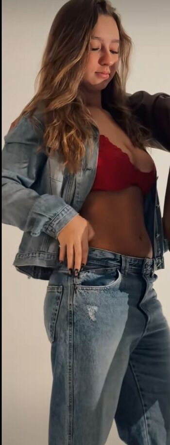 Full leaked Munariih private onlyfans photo