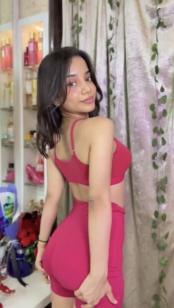 Full leaked Muskan karia private onlyfans photo