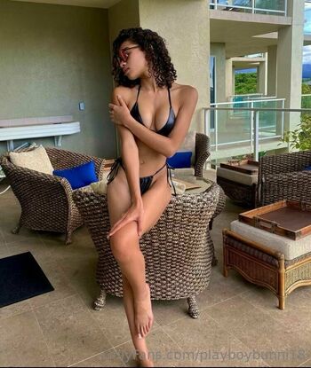 Full leaked Playboybunni private onlyfans photo