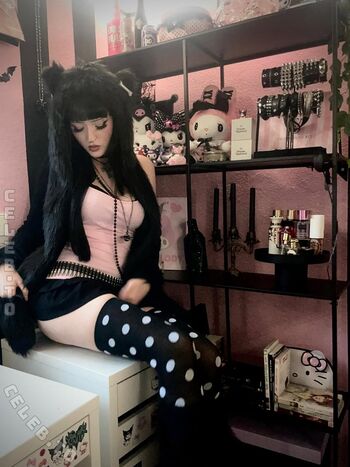 Full leaked Poisnedvmpre private onlyfans photo