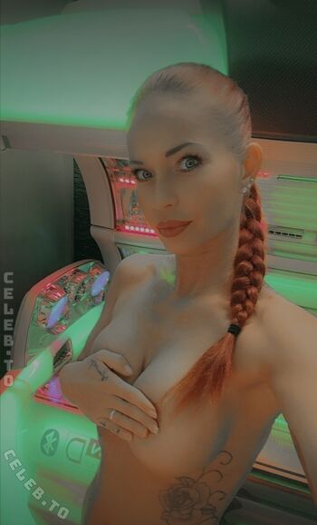 redheadgirl1932