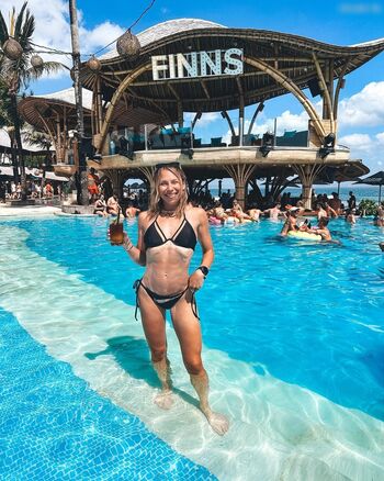 Full leaked Ruth buscombe private onlyfans photo