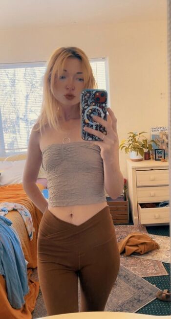 Full leaked Samantha smith page private onlyfans photo