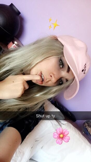 Full leaked Samantha smith page private onlyfans photo