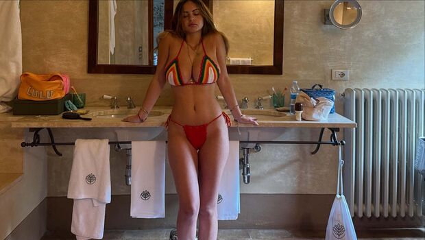 Full leaked Sarabella harris page private onlyfans photo